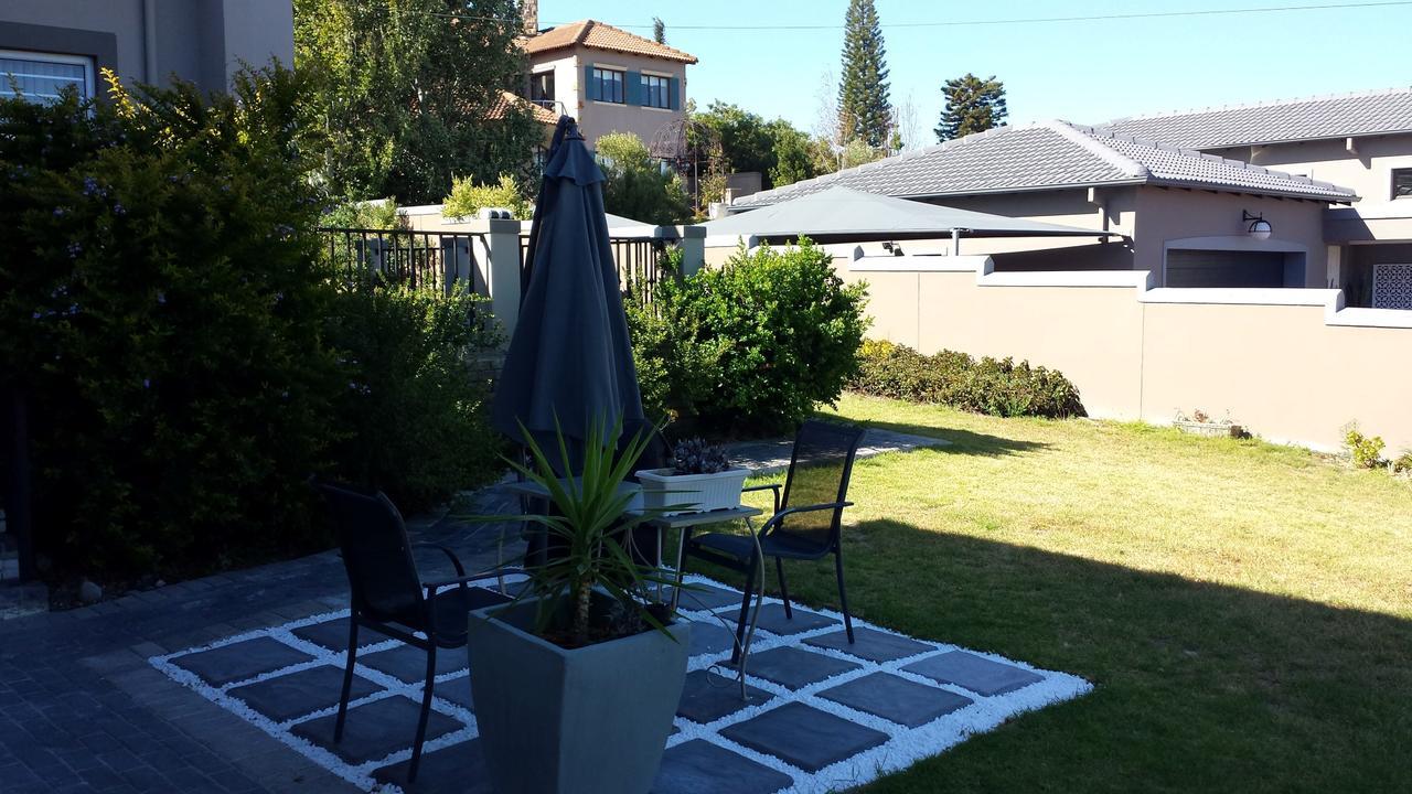 29 Carissa Street Lägenhet Somerset West Exteriör bild