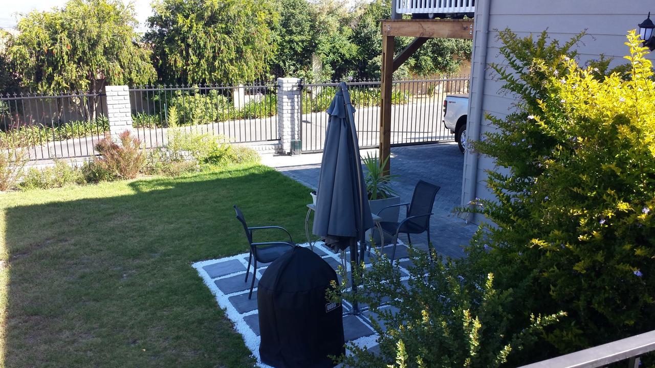 29 Carissa Street Lägenhet Somerset West Exteriör bild